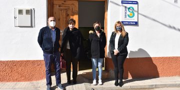 El Gobierno regional colabora con el Ayuntamiento de Santa María de los Llanos en la ampliación del consultorio