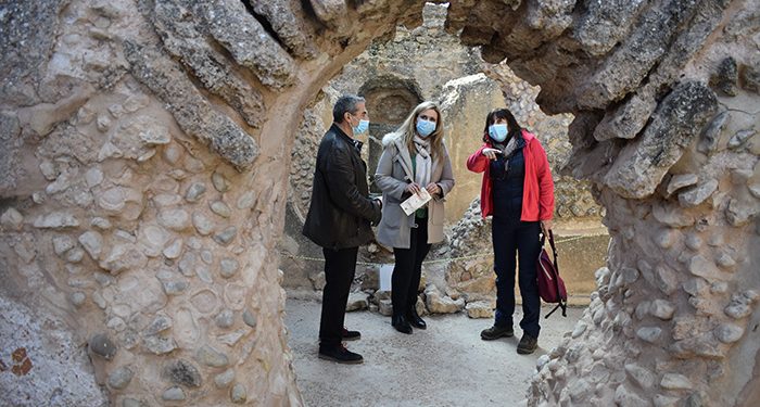 El Gobierno regional colabora con el Ayuntamiento de Valeria en la limpieza, restauración y consolidación del puente de la carretera de Chumillas 1 El Gobierno regional colabora con el Ayuntamiento de Valeria en la limpieza, restauración y consolidación del puente de la carretera de Chumillas