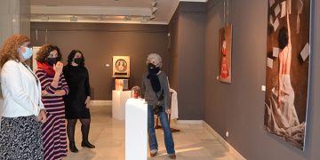 El Gobierno regional rinde homenaje a Luisa de Medrano colaborando en la exposición del colectivo de Mujeres Artistas de Guadalajara