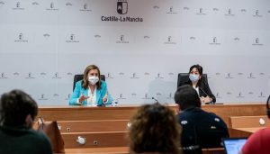 El Gobierno regional trabaja en una estrategia para incentivar la lectura en los centros educativos que se irá complementado a lo largo de la legislatura