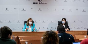 El Gobierno regional trabaja en una estrategia para incentivar la lectura en los centros educativos que se irá complementado a lo largo de la legislatura
