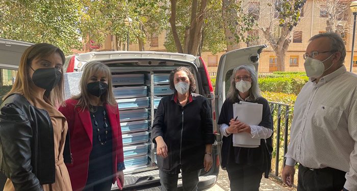 El Gobierno regional y el Ayuntamiento de Quintanar del Rey ponen en marcha un servicio de comidas a domicilio para personas mayores