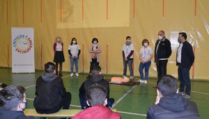 El Gobierno regional y la Asociación Críticos y Emergencias forman a alumnado de Guadalajara en materia de reanimación cardiopulmonar