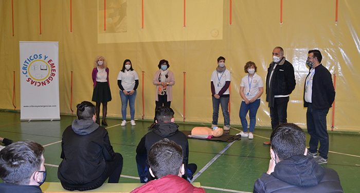 El Gobierno regional y la Asociación Críticos y Emergencias forman a alumnado de Guadalajara en materia de reanimación cardiopulmonar 1 El Gobierno regional y la Asociación Críticos y Emergencias forman a alumnado de Guadalajara en materia de reanimación cardiopulmonar