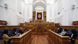 El presidente de las Cortes regionales destaca que “los avances en igualdad miden si avanzamos hacia una democracia mejor”