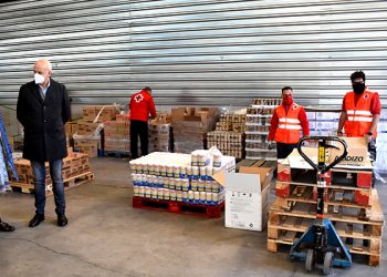 El Programa de Ayuda Alimentaria 2020 ha repartido en la provincia de Cuenca 241.891 kilos de alimentos, habiéndose beneficiado más de 10.000 personas El Programa de Ayuda Alimentaria 2020 ha repartido en la provincia de Cuenca 241.891 kilos de alimentos, habiéndose beneficiado más de 10.000 personas