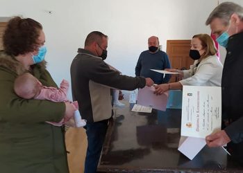 El Valle de Altomira da la bienvenida y premia a los tres bebés nacidos en 2020