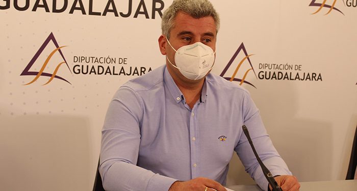 Esteban afirma que la diputada de Economía “no se entera” de la realidad del recurso del Grupo Popular