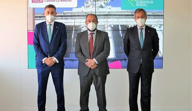 Eurocaja Rural y la UCLM asientan su colaboración para contribuir al desarrollo de la región 1 Eurocaja Rural y la UCLM asientan su colaboración para contribuir al desarrollo de la región