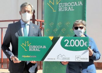 Fundación Eurocaja Rural entrega a Hogar Zoe una ayuda de 2.000 euros para favorecer la rehabilitación de sus usuarios
