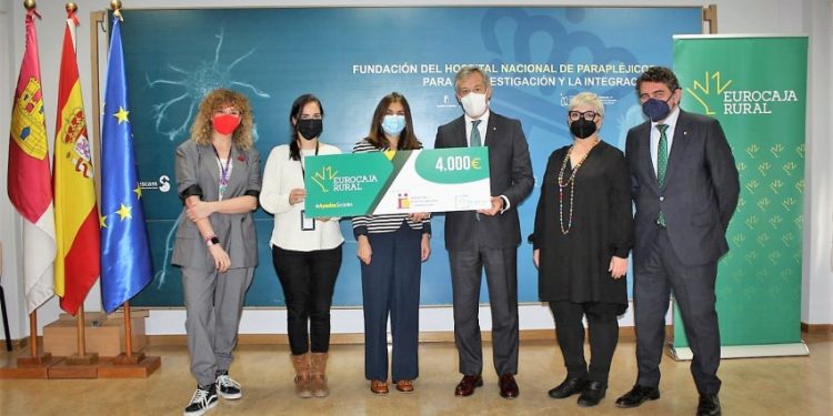 Fundación Eurocaja Rural entrega una de sus 'Ayudas Sociales' a un proyecto de investigación del Hospital Nacional de Parapléjicos 1 Fundación Eurocaja Rural entrega una de sus 'Ayudas Sociales' a un proyecto de investigación del Hospital Nacional de Parapléjicos