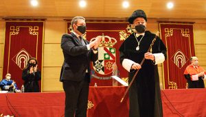 Garde aboga en su investidura como rector de la UCLM por la investigación y la educación como ejes prioritarios para la reconstrucción socioeconómica