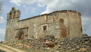 Inician una recogida de firmas para salvar la iglesia templaria abandonada de la Asunción en Villaescusa en Guadalajara