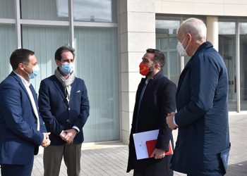 La Diputación de Cuenca saca una convocatoria de 50.000 euros para becar 10 proyectos de alumnos de la UCLM La Diputación de Cuenca saca una convocatoria de 50.000 euros para becar 10 proyectos de alumnos de la UCLM