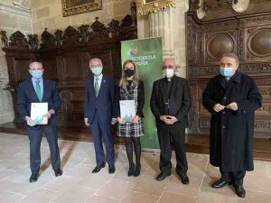 La Fundación Iberdrola España firma un convenio con Ayuntamiento y Cabildo para la iluminación ornamental exterior de la Catedral de Sigüenza