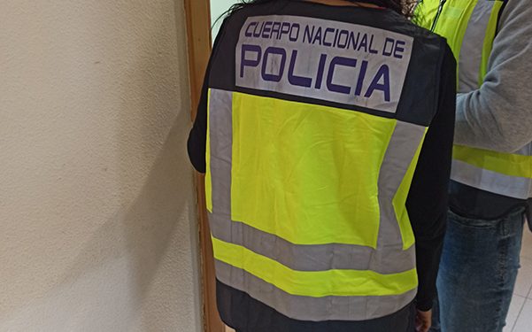 La Policía Nacional refuerza el servicio para documentar a ciudadanos comunitarios que trabajen en campañas agrícolas de Guadalajara 1 La Policía Nacional refuerza el servicio para documentar a ciudadanos comunitarios que trabajen en campañas agrícolas de Guadalajara