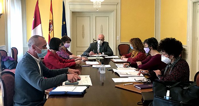 La Subdelegación del Gobierno en Cuenca acoge la reunión regional de Unidades Contra la Violencia sobre la Mujer