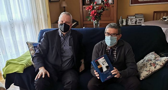 La UCLM edita un libro en homenaje al que fuera el fundador y primer director de su Servicio de Publicaciones