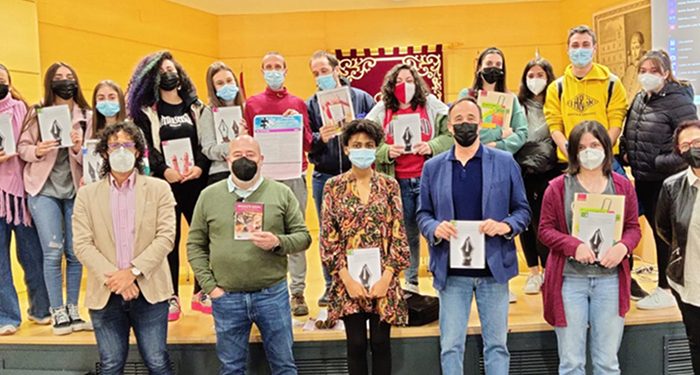 Los mejores Trabajos Fin de Grado de las titulaciones de Educación Social de la UCLM recogidos en una colección de libros 1 Los mejores Trabajos Fin de Grado de las titulaciones de Educación Social de la UCLM recogidos en una colección de libros