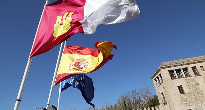 Luto en las Cortes de Castilla-La Mancha por la muerte de su expresidente Fernández Vaquero, al que homenajearán con un acto este jueves
