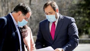 Núñez exige a Page que ordene a sus  senadores que apoyen la propuesta del PP para que el comercio minorista turístico pueda beneficiarse de ayudas