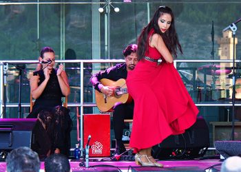 Israel Fernández y Virginia García Vicente, acento castellano-manchego en el espacio flamenco de Estival Cuenca 21