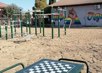 Villanueva de la Torre estrena parque deportivo de calistenia en la Zona Joven