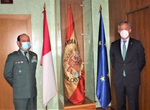 Visita institucional de Eurocaja Rural al General Jefe de la 2ª Zona de la Guardia Civil