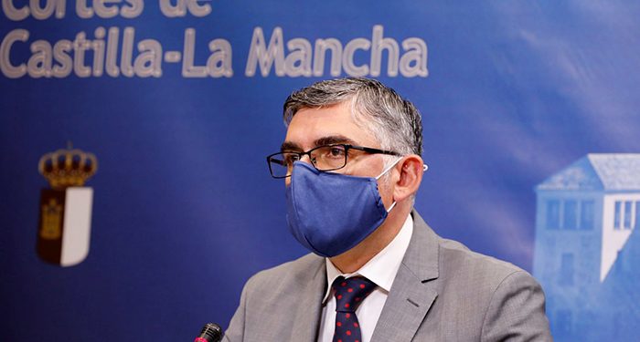 Godoy vuelve a vender las bondades del Plan X Cuenca: Apuesta por cinco frecuencias de autobús entre Huete y Cuenca frente a las dos actuales del tren convencional 1 Ángel Tomás Godoy