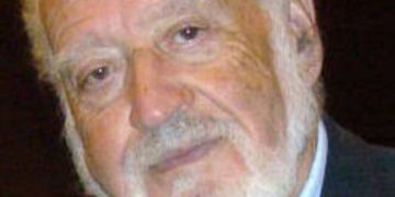 Carboneras de Guadazaón se une al luto por la muerte de Enrique Domínguez Millán