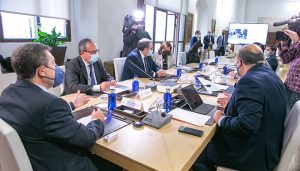 Castilla-La Mancha prolonga su cierre perimetral y el toque de queda será de 0000 horas a 600 horas de la mañana desde el sábado