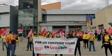 CCOO y UGT en Geacam se concentran ante la consejería de Desarrollo Sostenible para exigir “un convenio digno”