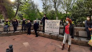 Cuenca en Marcha muestra su apoyo a los trabajadores de Correos y pide a Dolz “implicarse para garantizar el servicio público”
