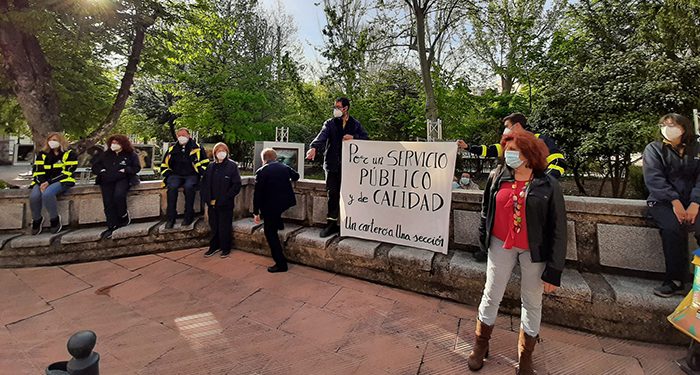 Cuenca en Marcha muestra su apoyo a los trabajadores de Correos y pide a Dolz “implicarse para garantizar el servicio público”