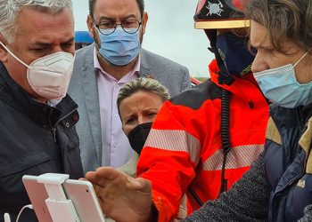 Doce operarios y 18 bomberos de la Diputación de Guadalajara trabajan para devolver la normalidad a El Casar tras las intensas lluvias