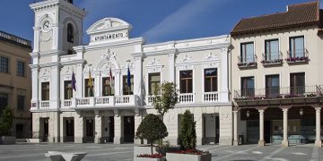 El Ayuntamiento aplica las medidas por el paso de Guadalajara a Fase 3 reabren el Buero Vallejo y las piscinas