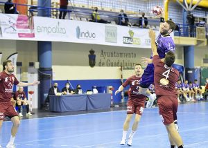 El empuje del Quabit no consigue salvar los dos puntos en casa ante el Valladolid