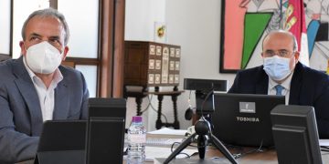 El Gobierno de Castilla-La Mancha abordará la elaboración del ‘Mapa Regional de Fosas’ con la Universidad regional