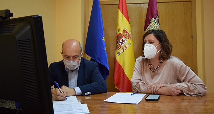 El Gobierno de Castilla-La Mancha prevé la reserva del 7 por ciento de las contrataciones del próximo Plan de Empleo para personas con discapacidad