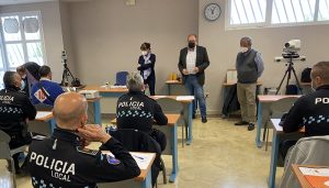 El Gobierno regional forma a 19 policías locales de Cuenca en el manejo de equipos de medición de velocidad