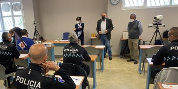 El Gobierno regional forma a 19 policías locales de Cuenca en el manejo de equipos de medición de velocidad