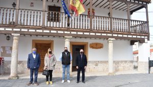 El Gobierno regional ha colaborado con el Ayuntamiento de Torrubia del Campo en la mejora y modernización del centro educativo