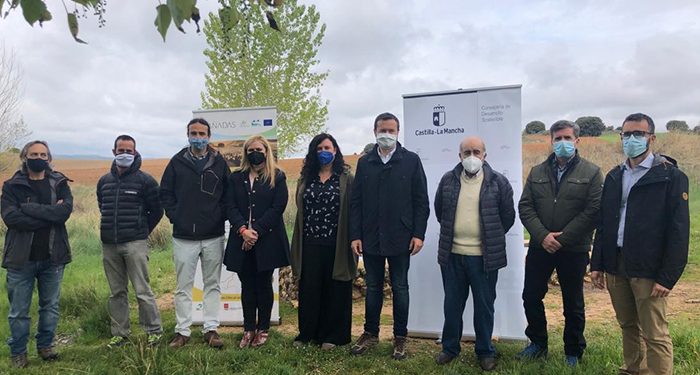 El Gobierno regional impulsa el proyecto ‘LIFE Cañadas’ con una inversión superior a 301.000 euros para mejorar la Cañada Real Conquense conectando espacios naturales de la Red Natura 2000 1 El Gobierno regional impulsa el proyecto ‘LIFE Cañadas’ con una inversión superior a 301.000 euros para mejorar la Cañada Real Conquense conectando espacios naturales de la Red Natura 2000