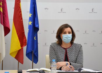 El Gobierno regional lanza una web que aglutina la oferta de comida a domicilio para apoyar al sector de la hostelería en la región