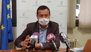 El Gobierno regional traslada a los agentes sociales su compromiso en la lucha contra el cambio climático