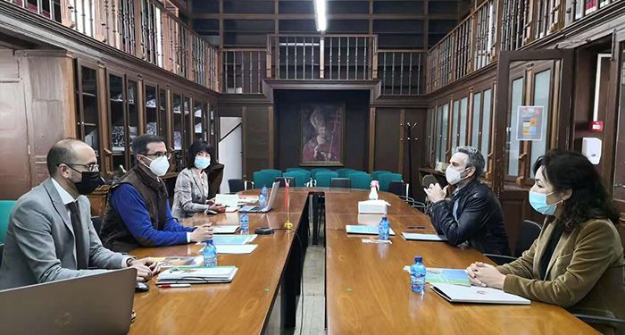 El Gobierno regional y el ‘Instituto Confucio’ de la UCLM seguirán colaborando en la difusión de la lengua y la cultura de China 1 El Gobierno regional y el ‘Instituto Confucio’ de la UCLM seguirán colaborando en la difusión de la lengua y la cultura de China