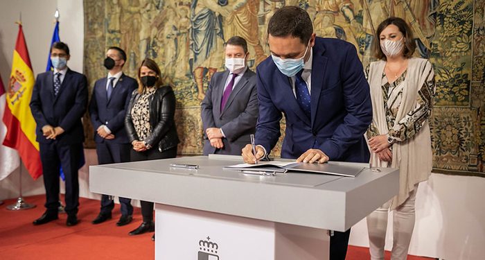 El Plan de Empleo dará trabajo a casi 1.000 personas en Cuenca y tendrá una inversión de 7,7 millones de euros 1 El Plan de Empleo dará trabajo a casi 1.000 personas en Cuenca y tendrá una inversión de 7,7 millones de euros