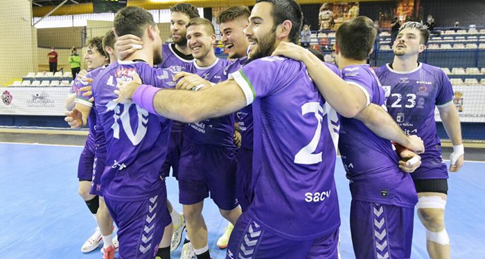 El Quabit arranca dos puntos vitales en su fortín