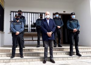 El subdelegado del Gobierno en Cuenca termina en el puesto de la Guardia Civil de Horcajo de Santiago su visita por todos los acuartelamientos de la provincia
