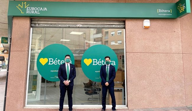 Eurocaja Rural combate la exclusión financiera abriendo nueva oficina en Bétera (Valencia)
